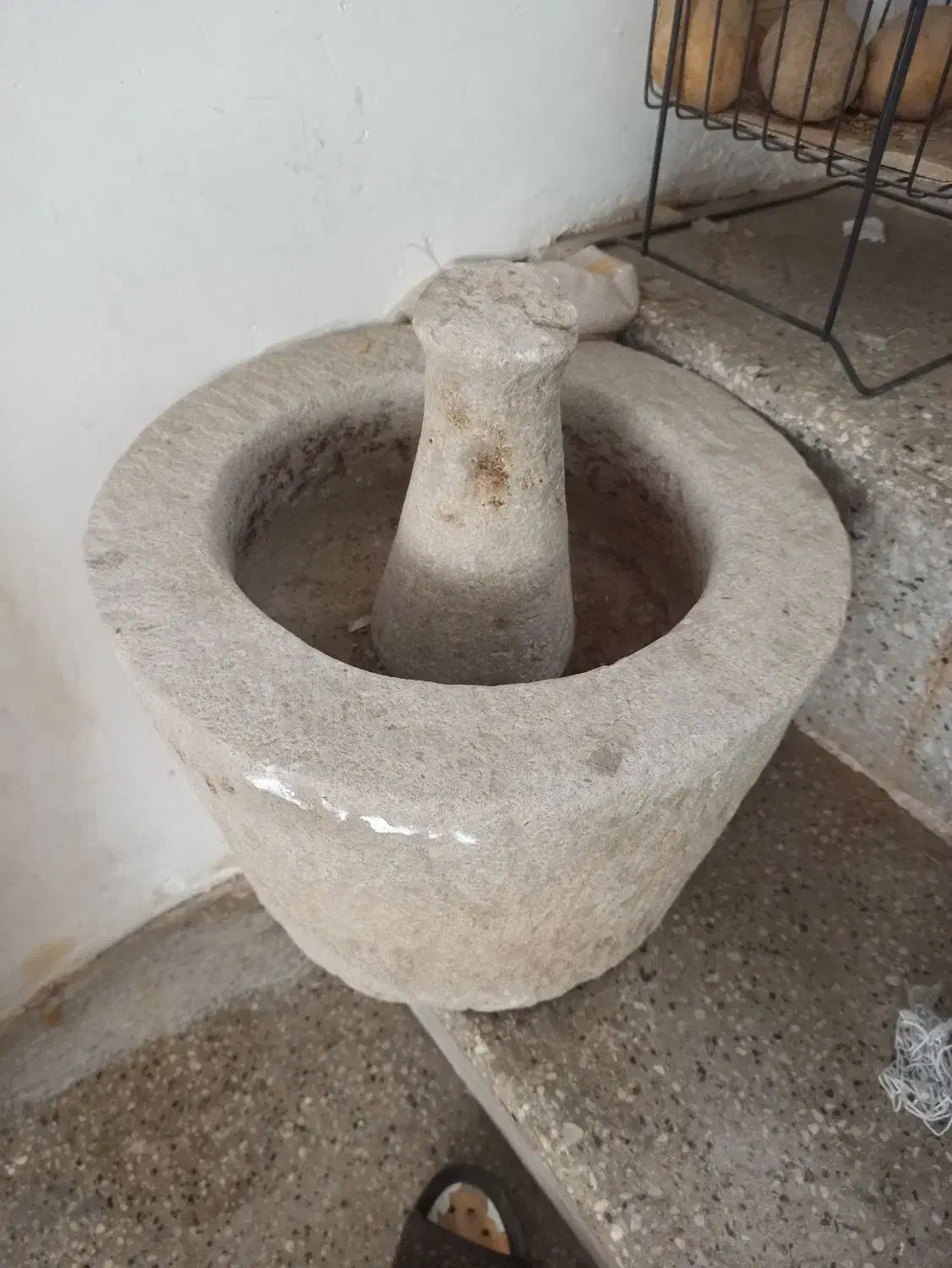 هاون سنگی قدیمی|کلکسیون اشیاء عتیقه|سبزوار, امام خمینی (ناوی)|دیوار