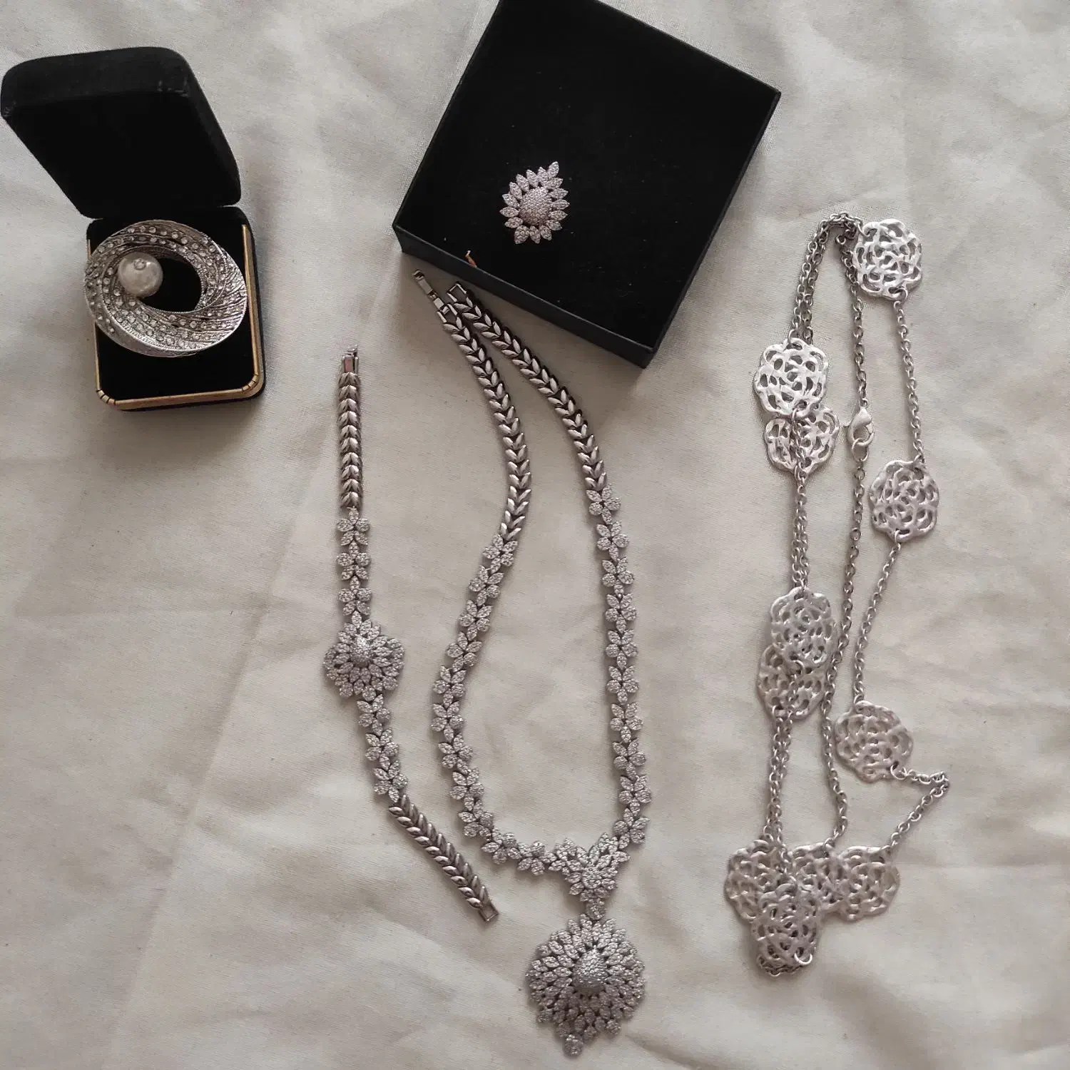 وسایل شخصی زیورالات مناسب برای هدیه|بدلیجات|هشتگرد, شهرک ایران خودرو|دیوار