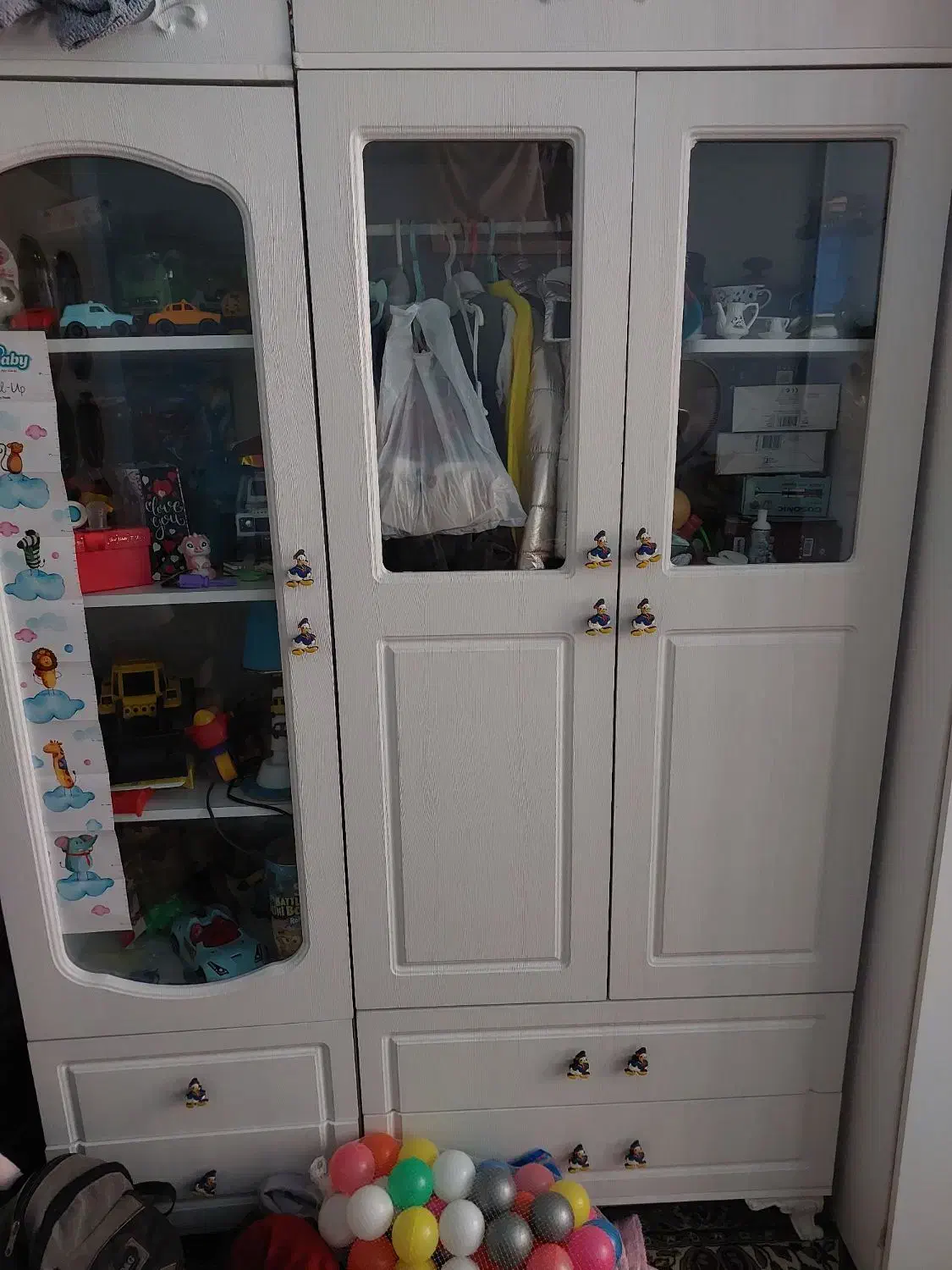 تخت و کمد و ویترین|اسباب و اثاث بچه|مشهد, نوید|دیوار