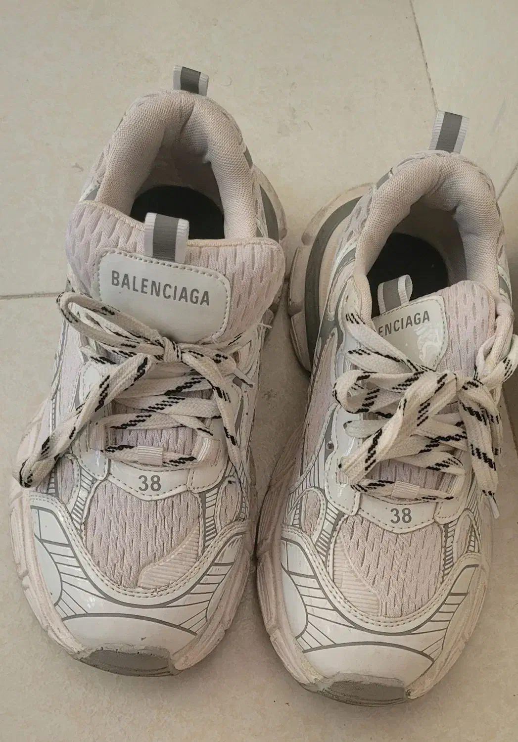 کتونی نو خارجی سایز ۳۸|کیف، کفش، کمربند|آبیک, |دیوار