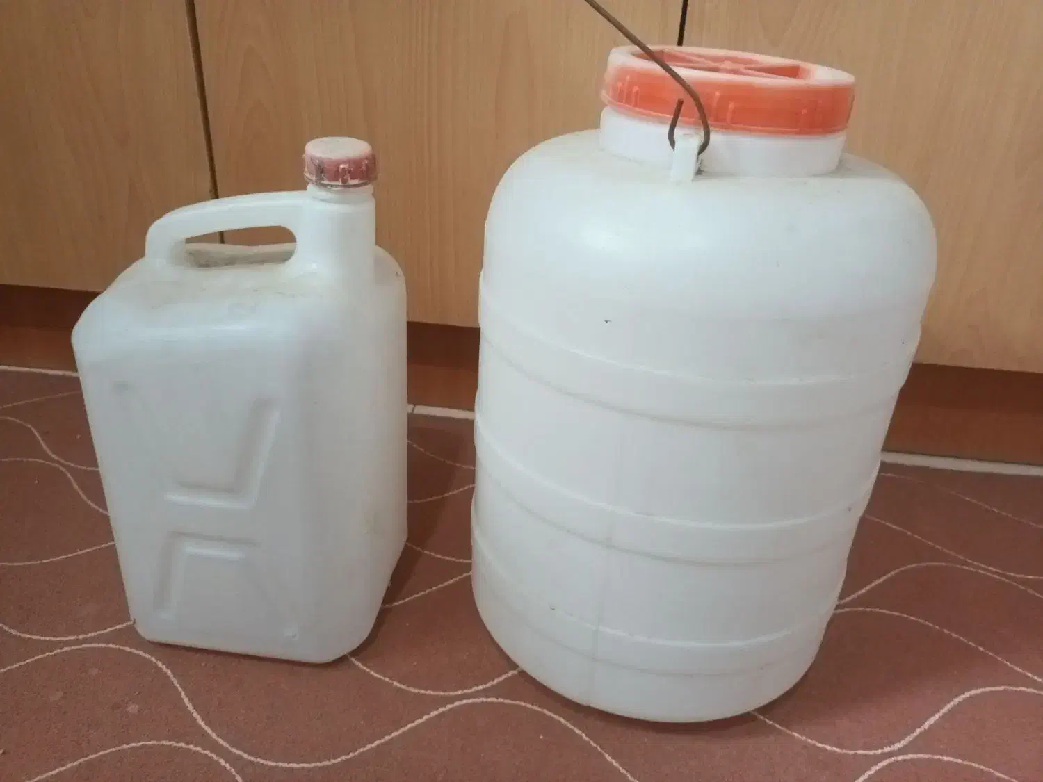 دبه|ظروف نگهدارنده، پلاستیکی، یک‌بارمصرف|مشهد, توس (بلوار توس)|دیوار