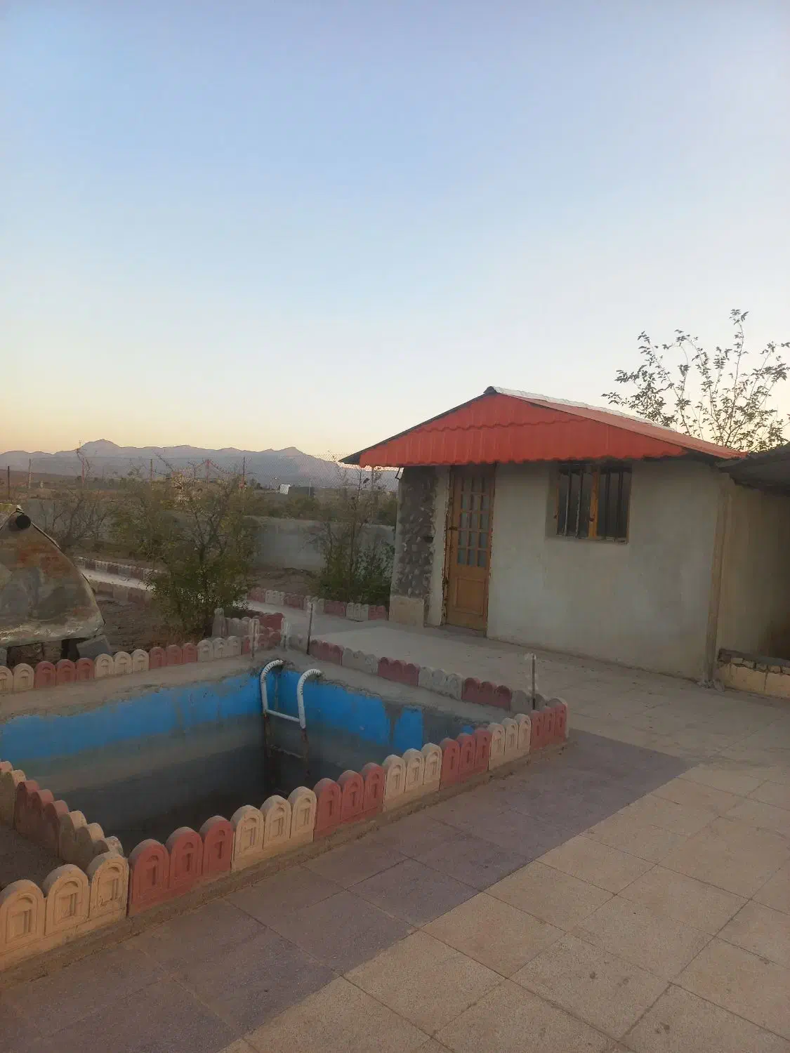 باغ در جهادآباد|فروش دفتر صنعتی، کشاورزی، تجاری|شاهین‌شهر, برخوار غرب|دیوار