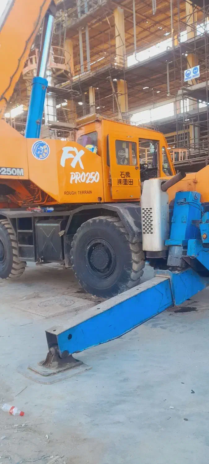 جرثقیل ۲۵تن کارگاهی مدل ۹۵ خورده ۲۱۰۱۲|خودرو سنگین|باوی, |دیوار