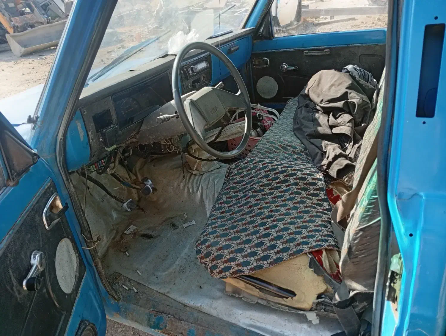 وانت سایپا|خودرو سواری و وانت|نوشین شهر, |دیوار