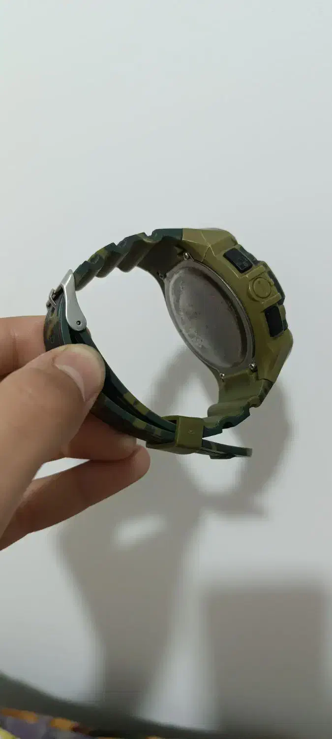 ساعت ام پاور|ساعت|سقز, |دیوار