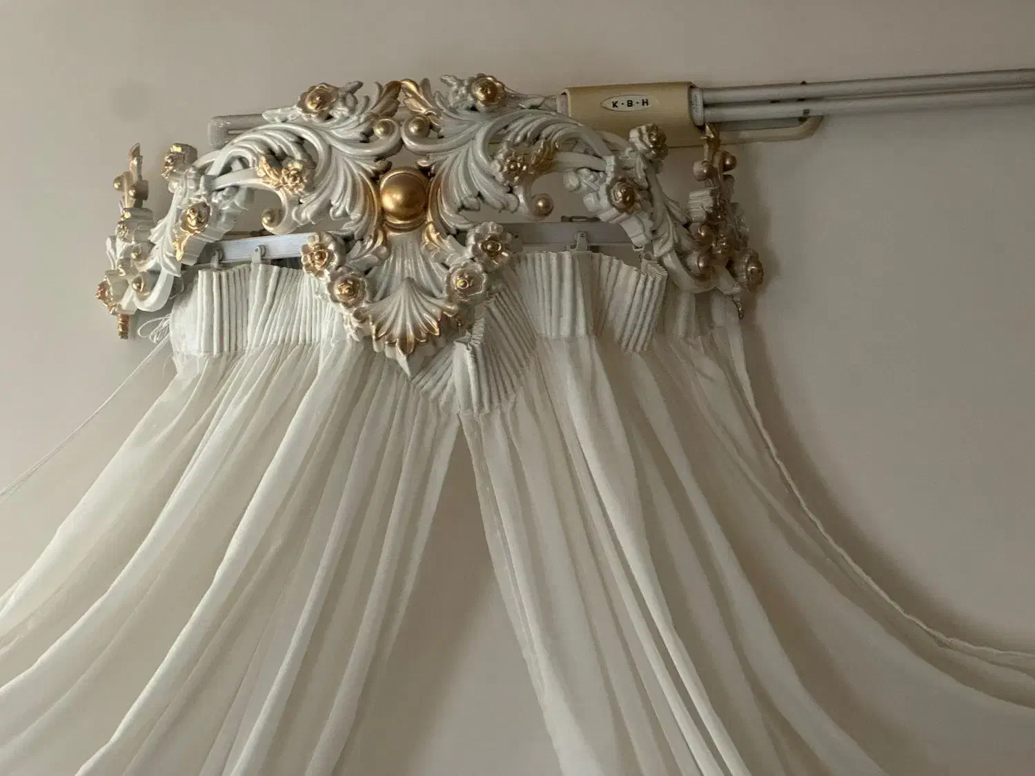 تاج تخت|پرده، رانر، رومیزی|قرچک, زیبا شهر|دیوار