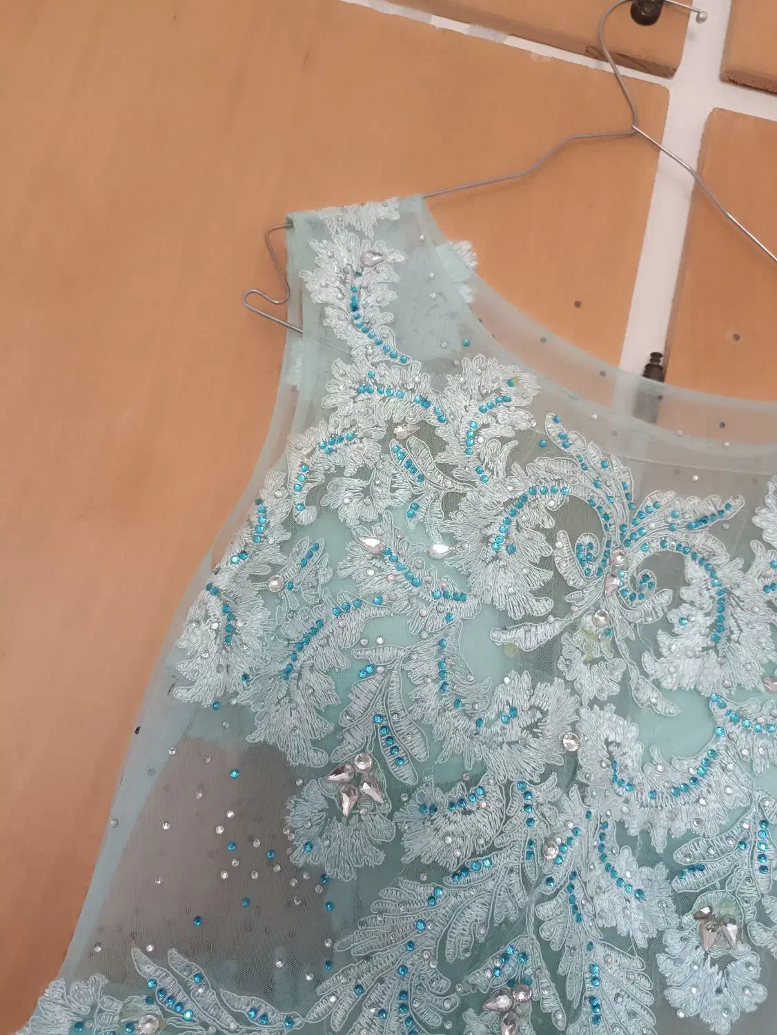 لباس مجلسی|لباس|ساوه, |دیوار