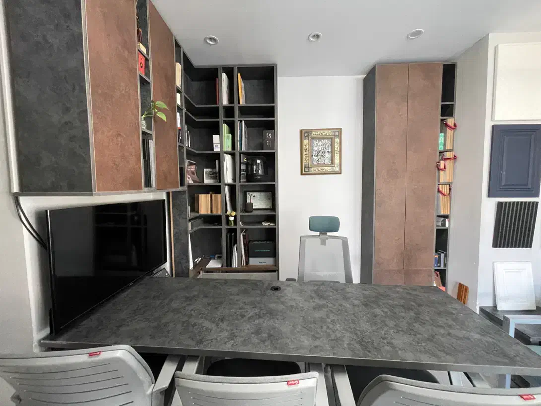 دکور اداری-کتابخانه- قفسه-میز مدیریت-کمد ام دی اف|دفتر کار|قم, عمار یاسر|دیوار