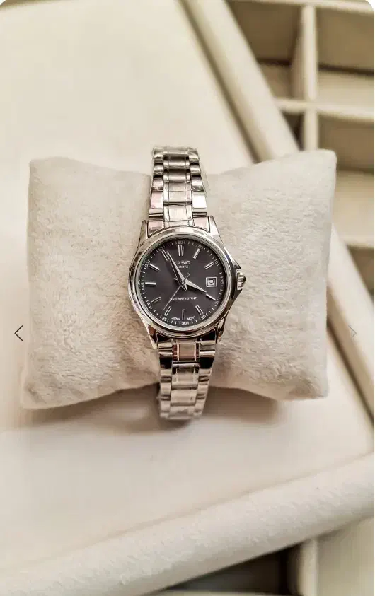 روز عشق ولنتاین|ساعت|گرگان, |دیوار