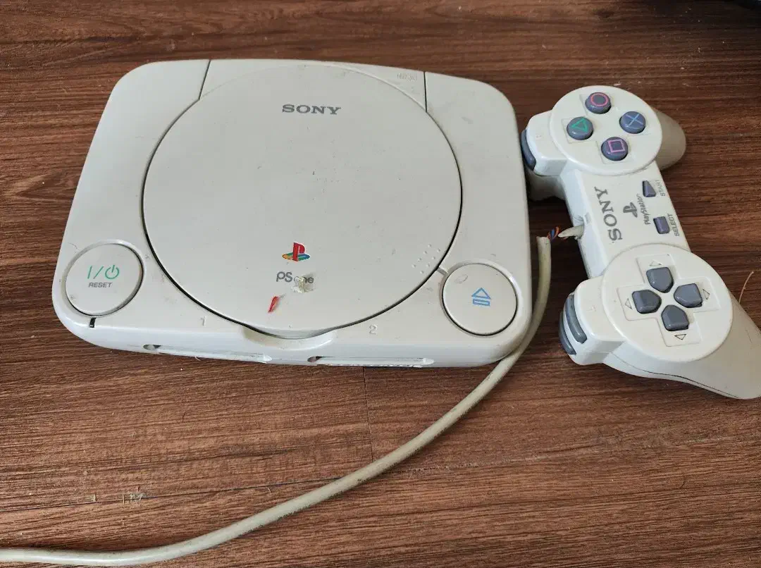 پی اس 2 و پی اس 1|کنسول، بازی ویدئویی و آنلاین|اندیشه, اندیشه فاز ۲|دیوار