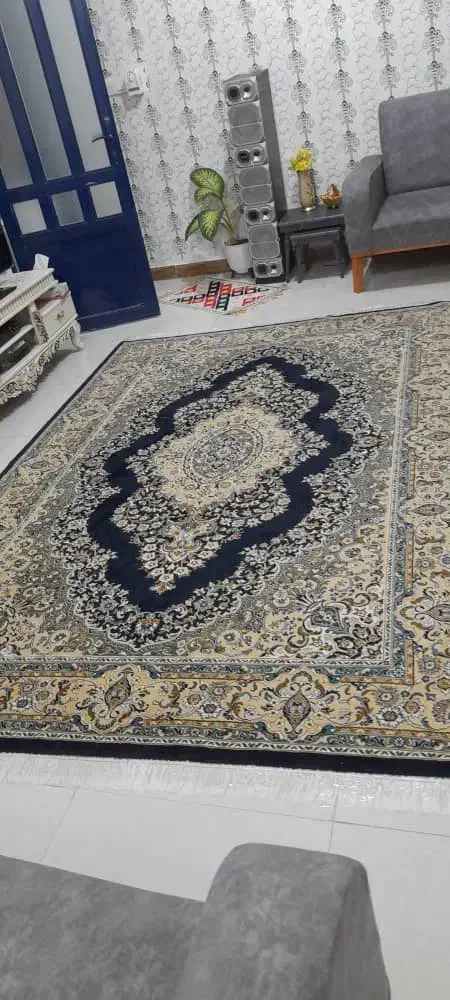 دو تخته فرش ۶ متری|فرش|رشت, حمیدیان|دیوار