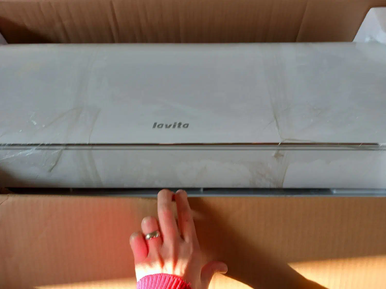 کولر گازی لاویتا|کولر گازی و فن‌کوئل|صومعه‌سرا, |دیوار