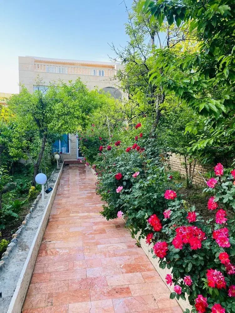 ویلا استخر دار بزرگ شهر درود از مالک|اجارهٔ کوتاهمدت ویلا و باغ|نیشابور, باغرود|دیوار