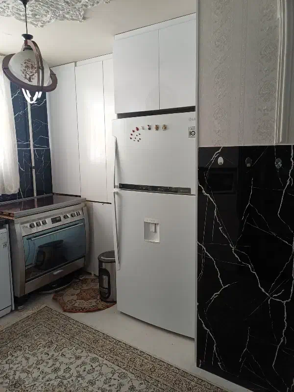 بلوار کاشانی دو خواب تک واحدی زیر قیمت|فروش آپارتمان|همدان, |دیوار