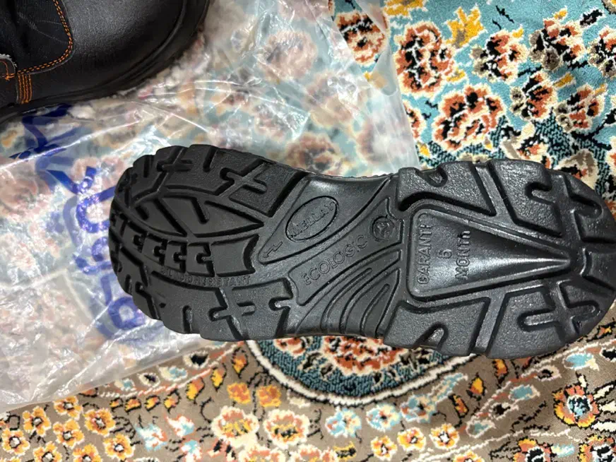 کفش ایمنی سایز ۴۳|کیف، کفش، کمربند|شاهین‌شهر, طالقانی|دیوار