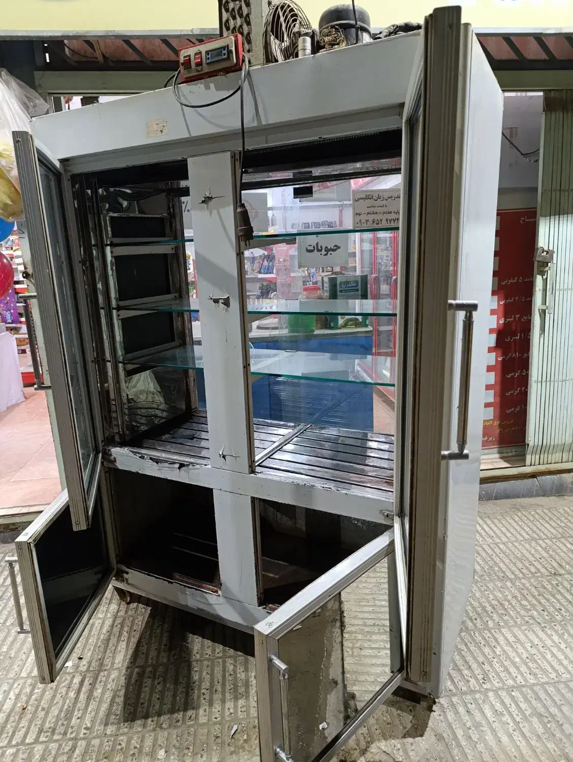 یهچال ۴ در در حد سوپری مرغ فروشی و ساندویچی و ...|یخچال و فریزر|سرخنکلاته, |دیوار