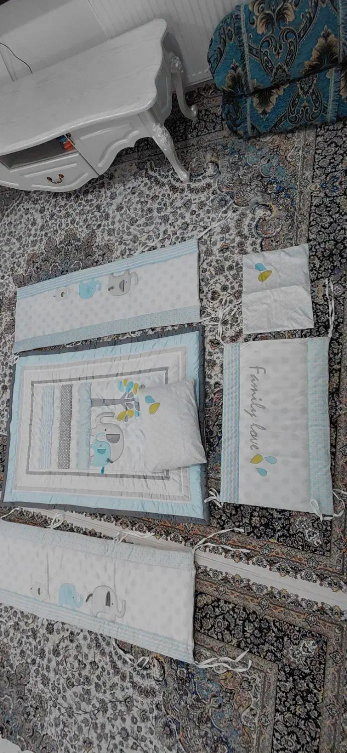 دوشک و روتختی کودک|تخت و صندلی بچه|قروه, |دیوار