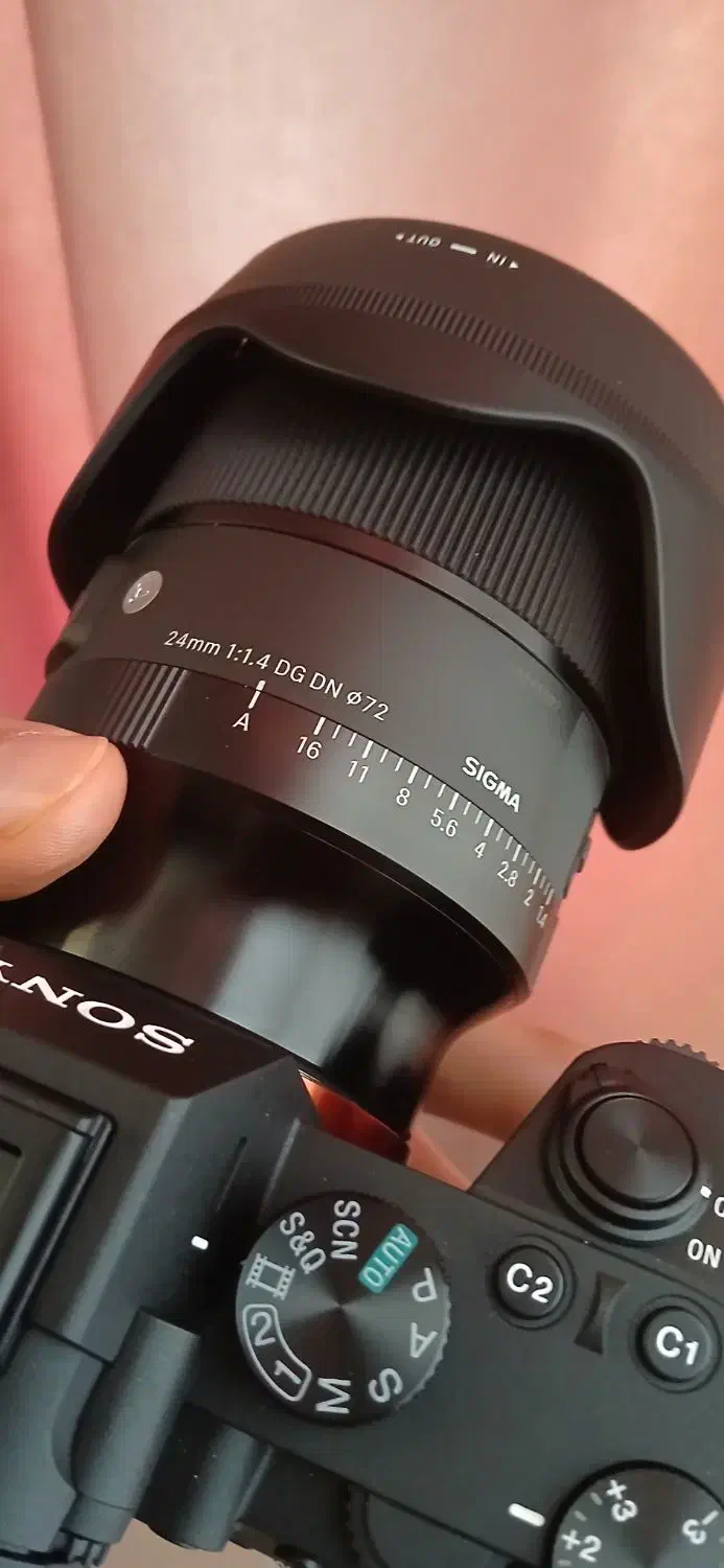 دوربین سونی با لنز وگیم بال|دوربین عکاسی و فیلمبرداری|تهران, فلسطین (میدان انقلاب)|دیوار