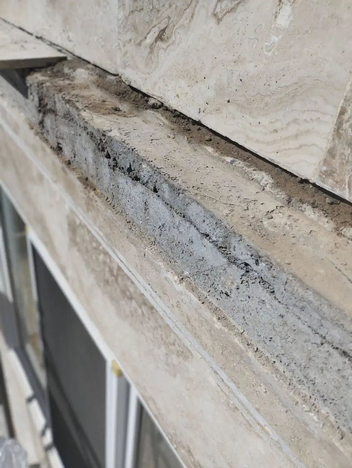 مرمت وبازسازی  سنگ نما جداشده ازدیوارباپیچ رولپلاک|خدمات پیشه و مهارت|خمین, |دیوار