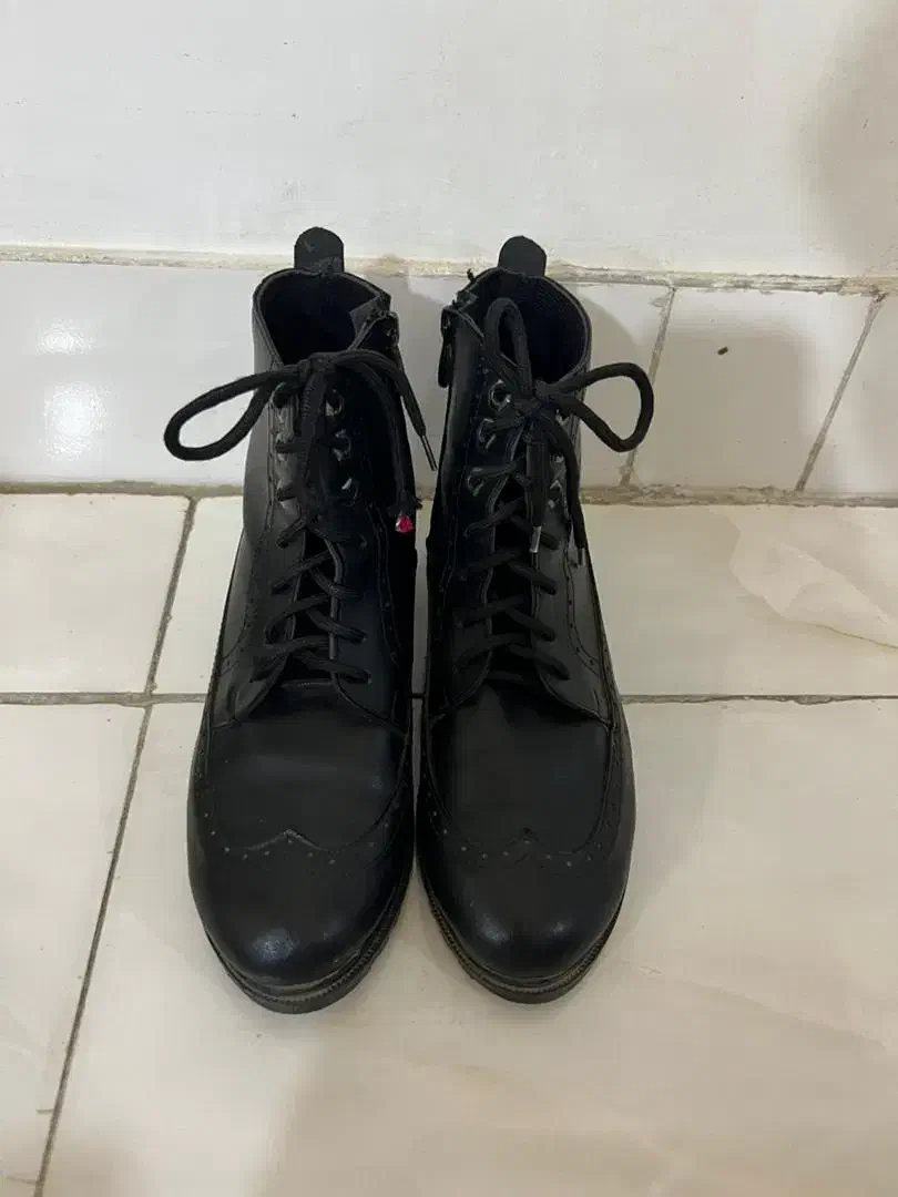 بوت سالم و تمیز|کیف، کفش، کمربند|مشهد, انقلاب|دیوار