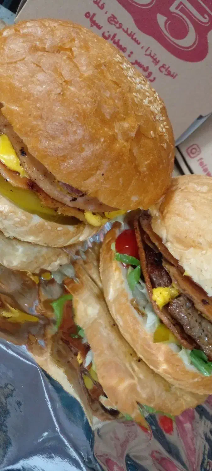 استخدام نیروی کارجهت همکاری در فست فود ۵۵ رودسر|استخدام خدمات فروشگاه و رستوران|رودسر, |دیوار