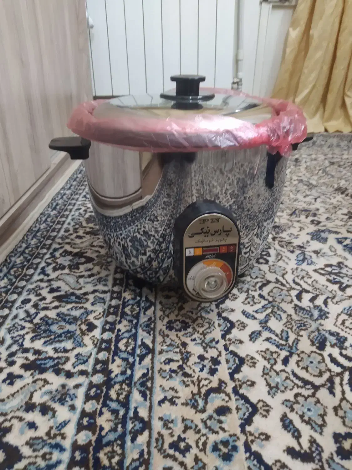 پلوپز پارس|ظروف پختوپز|رودهن, |دیوار