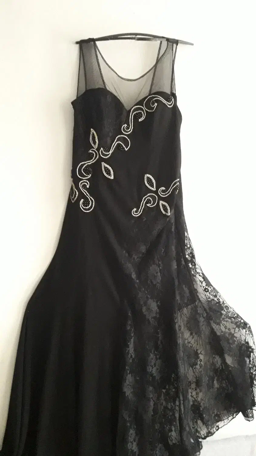 لباس مجلسی|لباس|الیگودرز, |دیوار