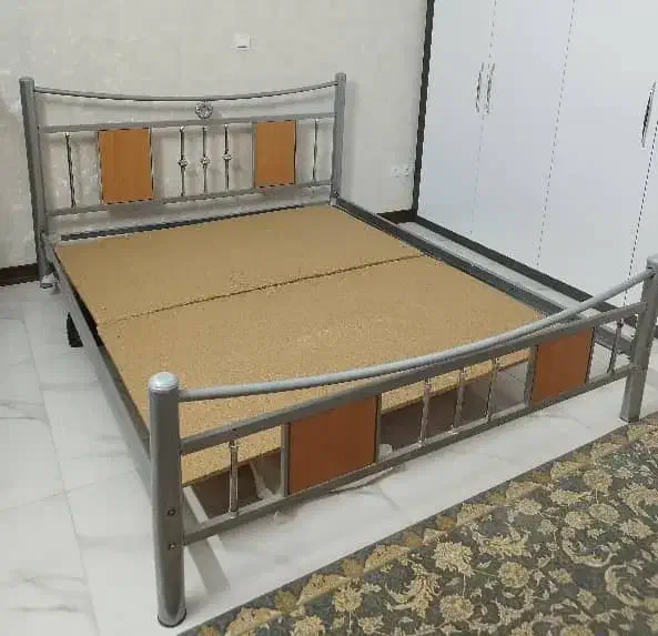 تخت دونفره درحدنو|تخت و سرویس خواب|جرقویه, |دیوار