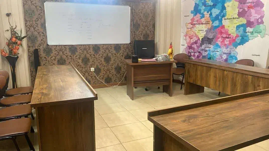 اجاره کلاس آموزشی چهارباغ بالا|اجارهٔ کوتاهمدت دفتر کار و فضای آموزشی|اصفهان, سعادتآباد|دیوار