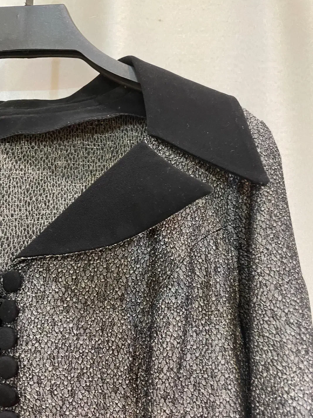 کت مجلسی|لباس|یزد, |دیوار