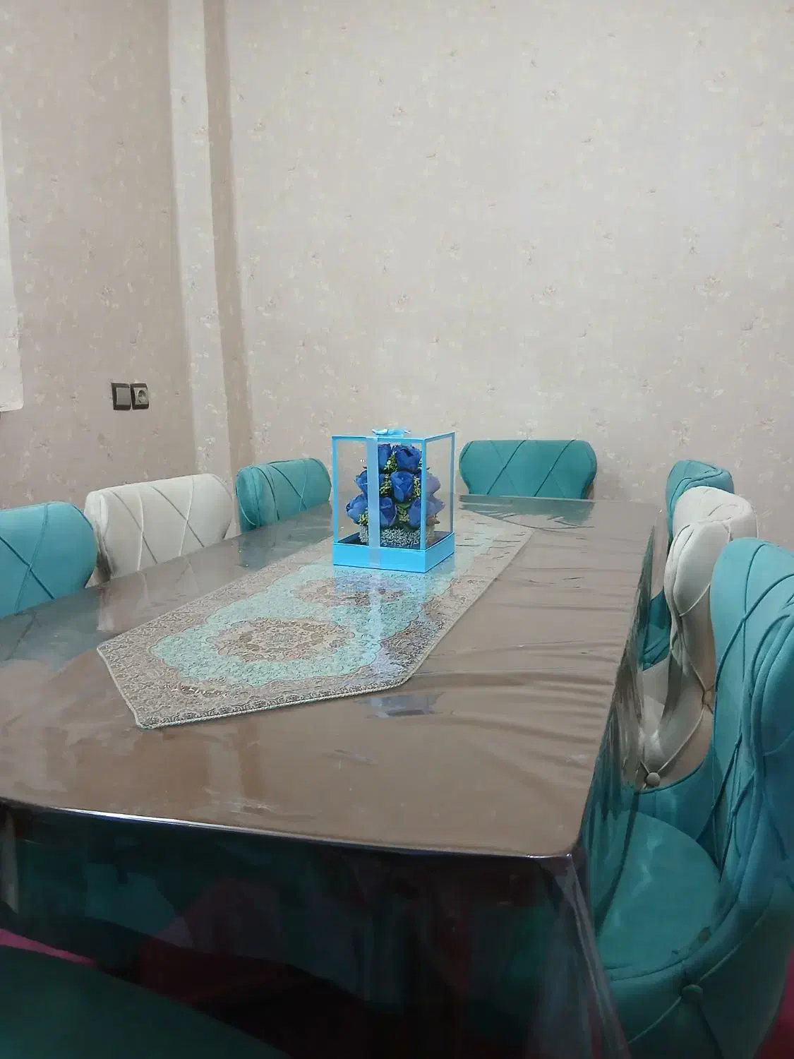 میز نهار خوری|میز و صندلی غذاخوری|اسلام‌شهر, شهرک مفیدی|دیوار