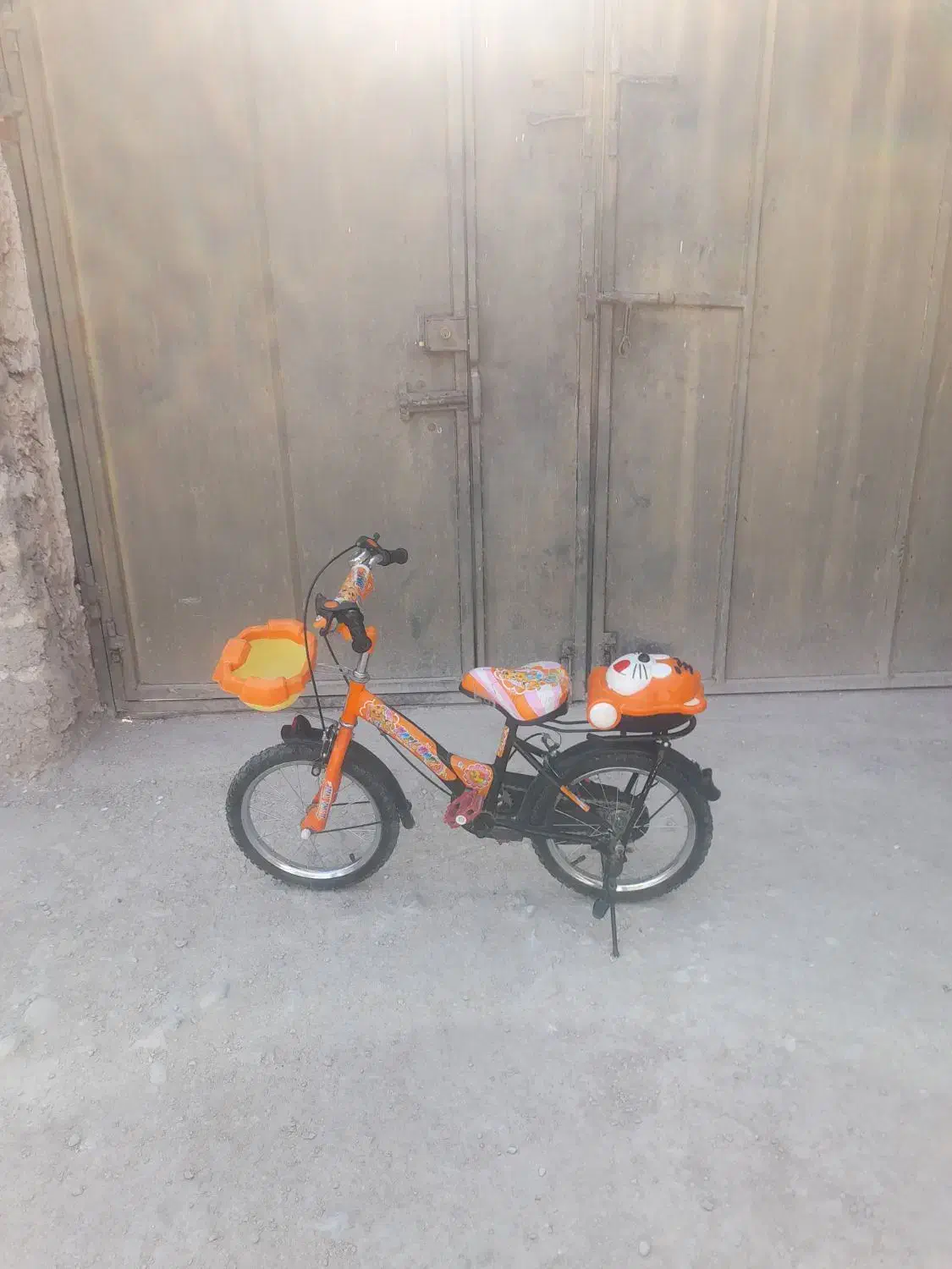 چرخه 16|دوچرخه، اسکیت، اسکوتر|لامرد, |دیوار