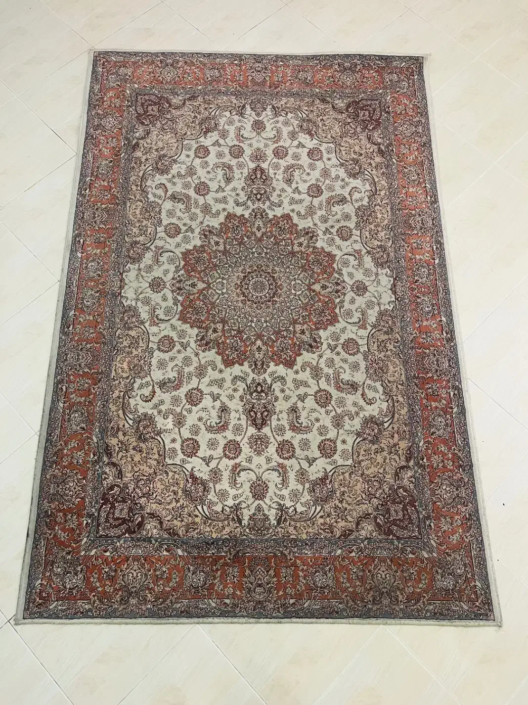 فرش ماشینی فرهی|فرش|رشت, چمارسرا|دیوار