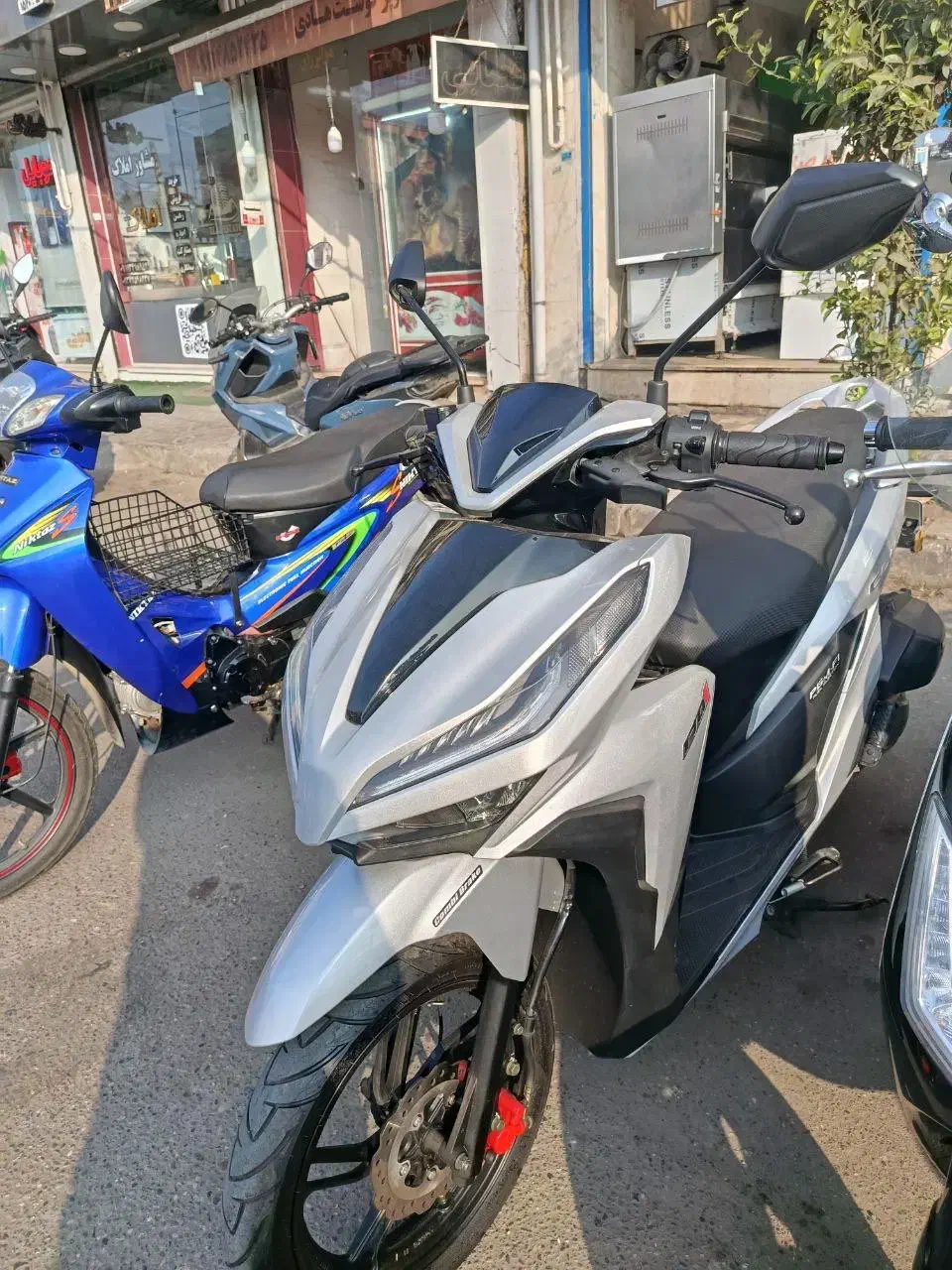 موتور کلیک۱۷۰|موتورسیکلت|لنگرود, |دیوار