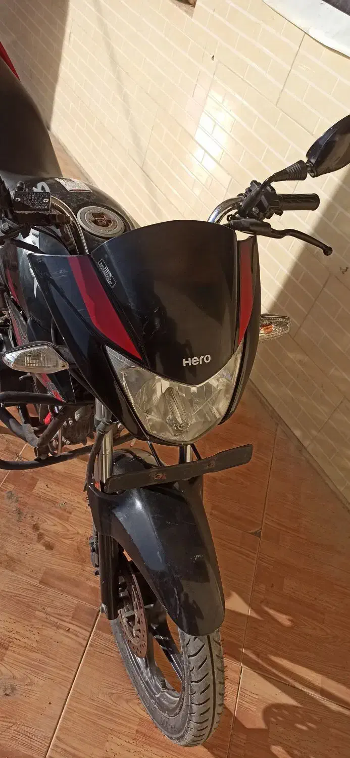 hero گلامور|موتورسیکلت|شمیل, |دیوار