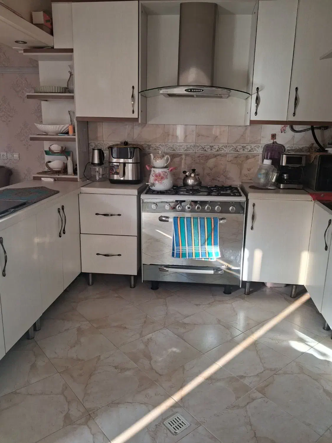 اجاق گاز  ۵ شعله فردار|اجاق گاز و لوازم برقی پختوپز|هشتگرد, شهرک بعثت|دیوار