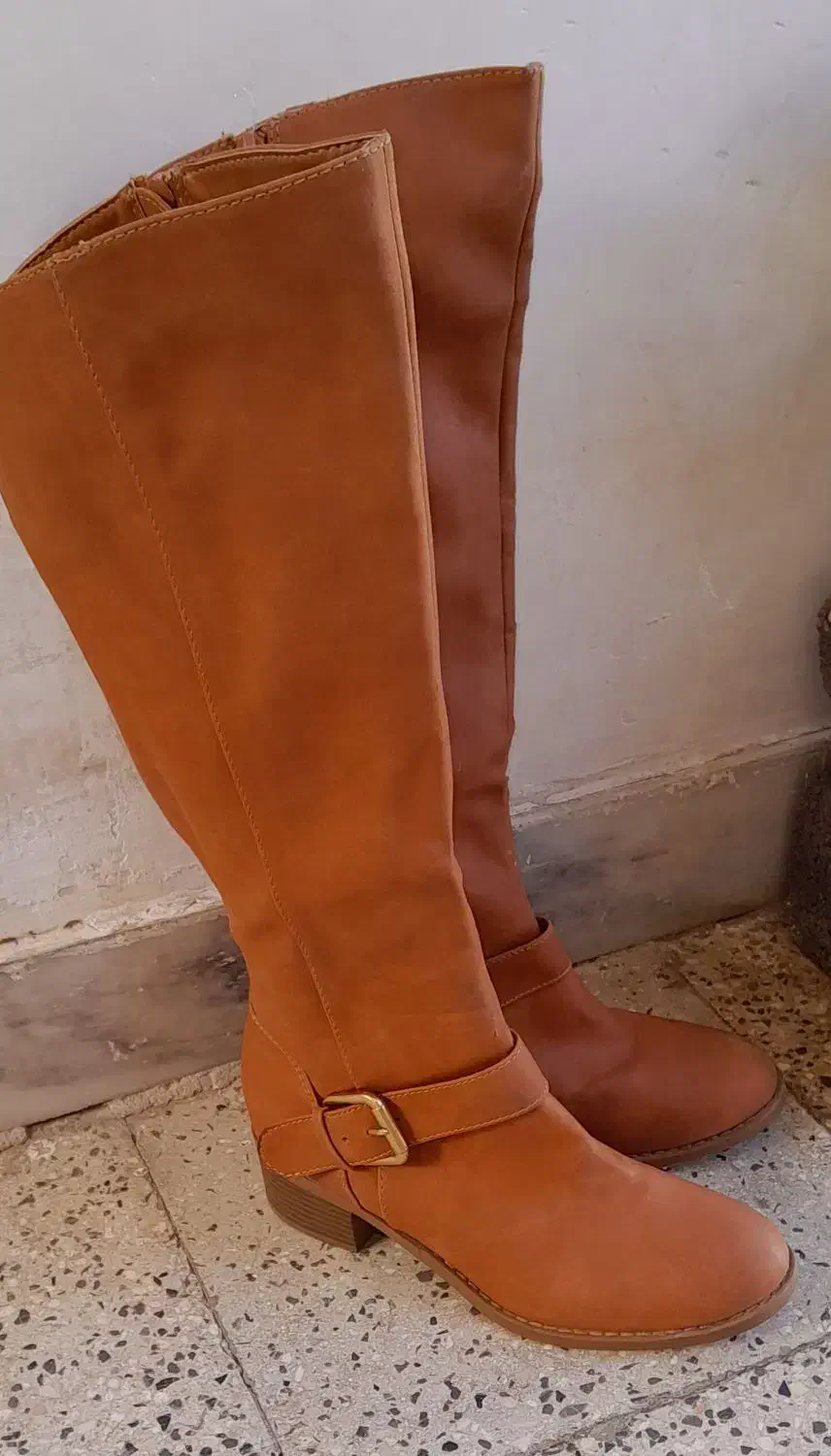 چکمه|کیف، کفش، کمربند|لنجان, |دیوار