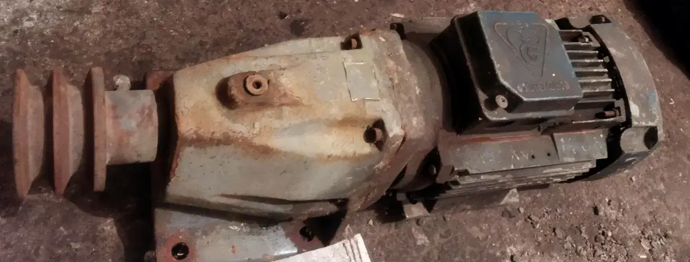 گیربوکس سه فاز 2.2|ماشین‌آلات صنعتی|رشت, آب و برق|دیوار