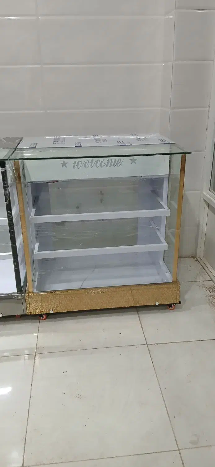 میز ترازو /ویترین|فروشگاه و مغازه|قزوین, |دیوار