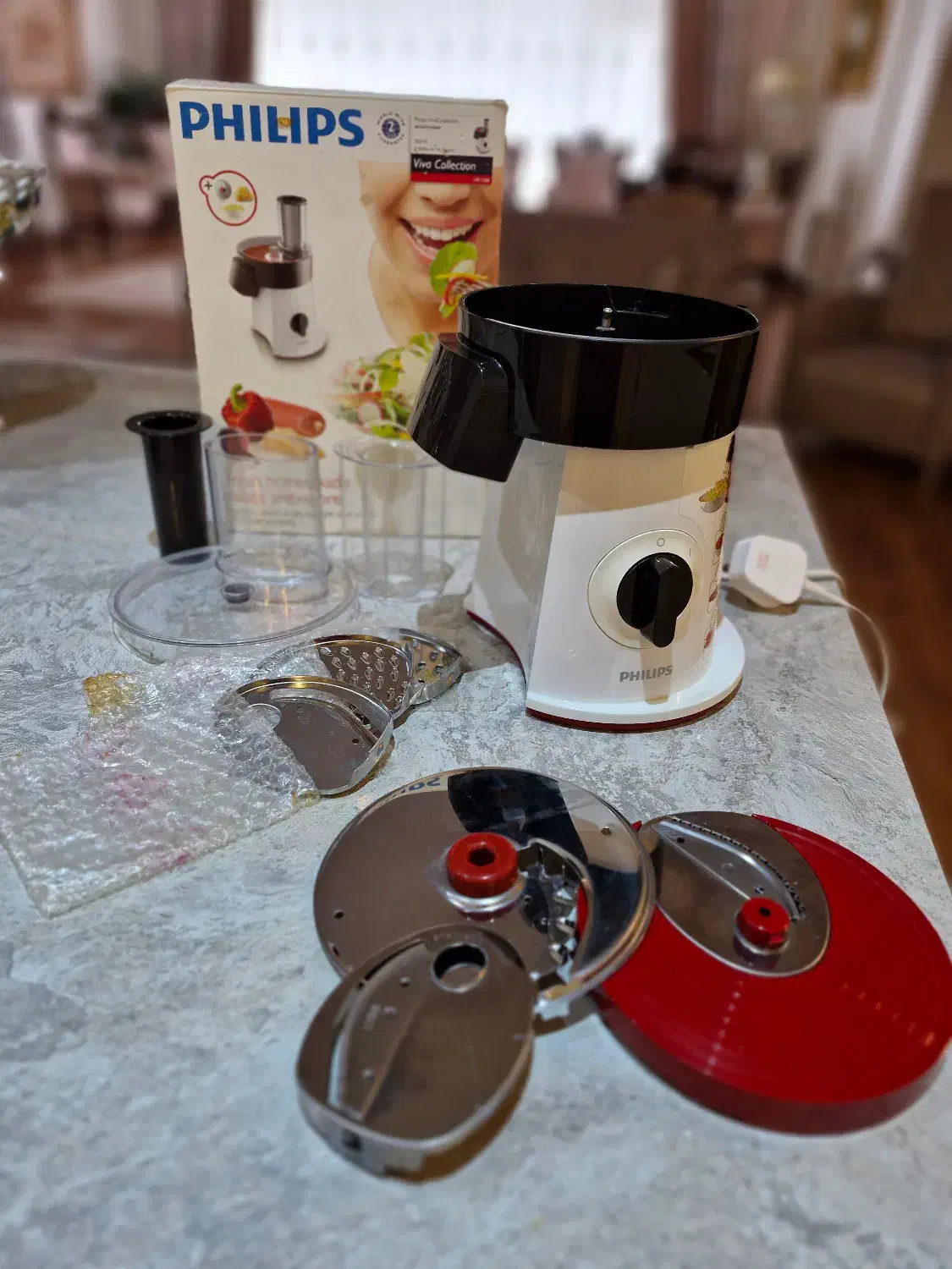 سالاد ساز و رنده اصل فیلیپس در حد نو مدل HR1388|خردکن، آسیاب، غذاساز|تبریز, |دیوار