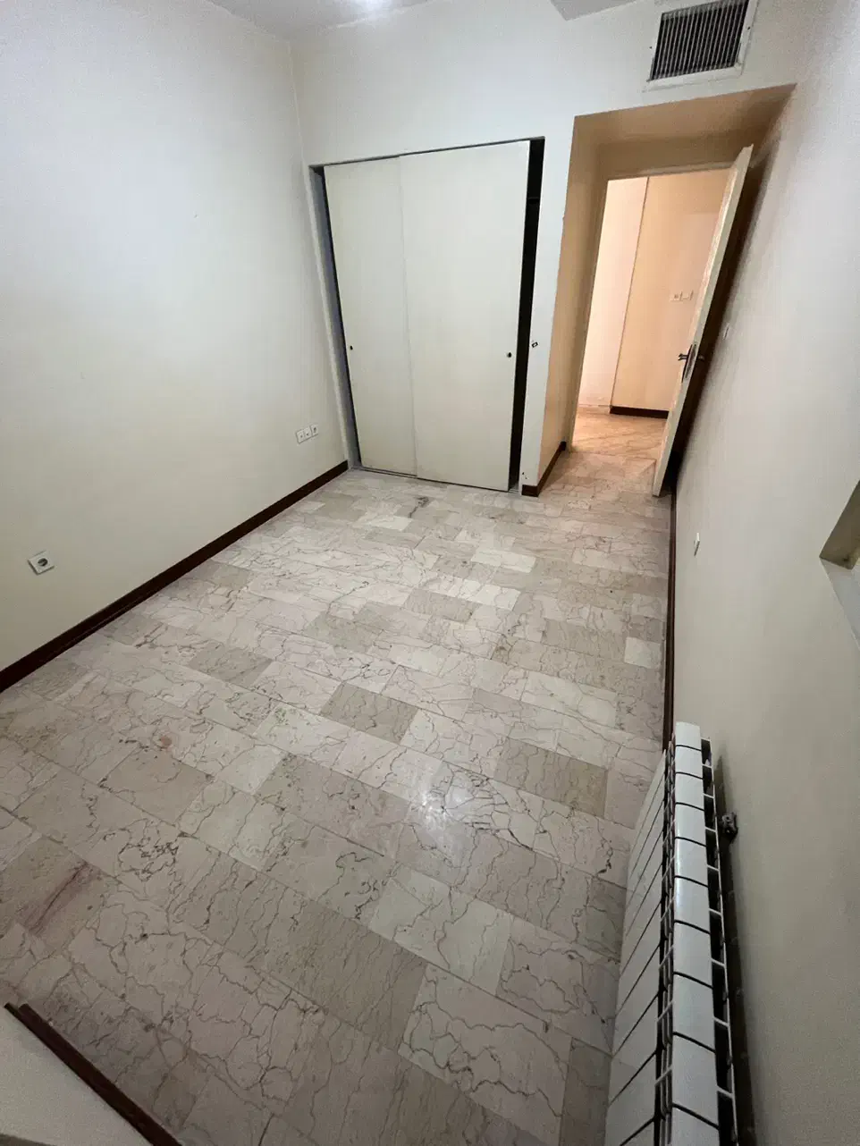 ۱۳۰ متر ۳ خواب ۶ ساله / پونک فکوری