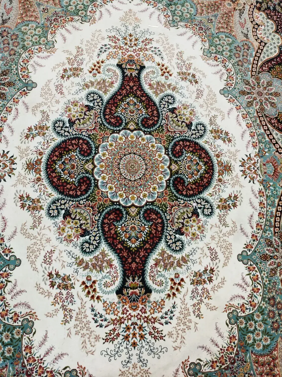 9 متری در حد|فرش|قم, علی آباد|دیوار