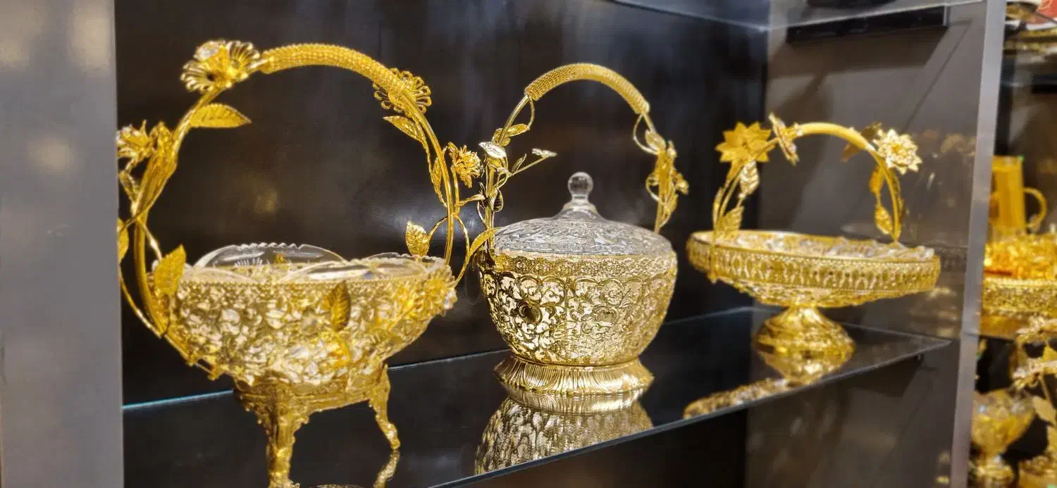 ظروف فلزی طلایی آبطلا تمام طلایی اماراتی فول GOLDE|ظروف سرو و پذیرایی|مشهد, سلام|دیوار