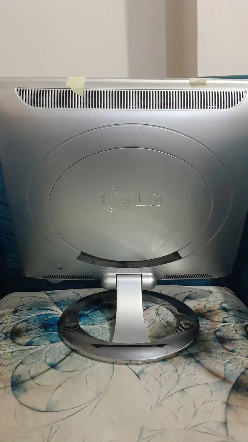 ال سیدی ال جی و کیبورد|رایانه رومیزی|نظرآباد, نظرآباد|دیوار