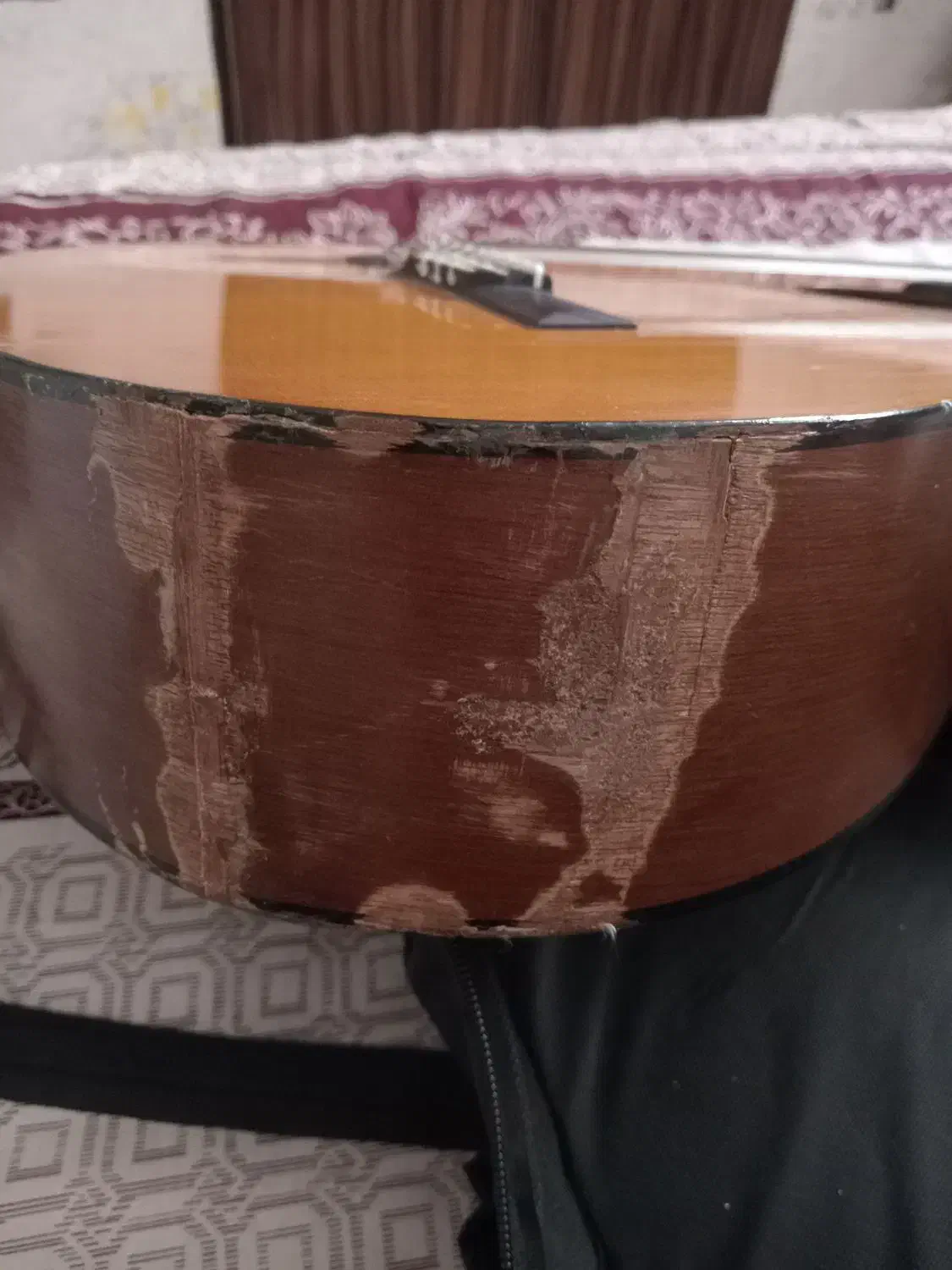 گیتار اصلی|گیتار، بیس، امپلیفایر|همدان, |دیوار