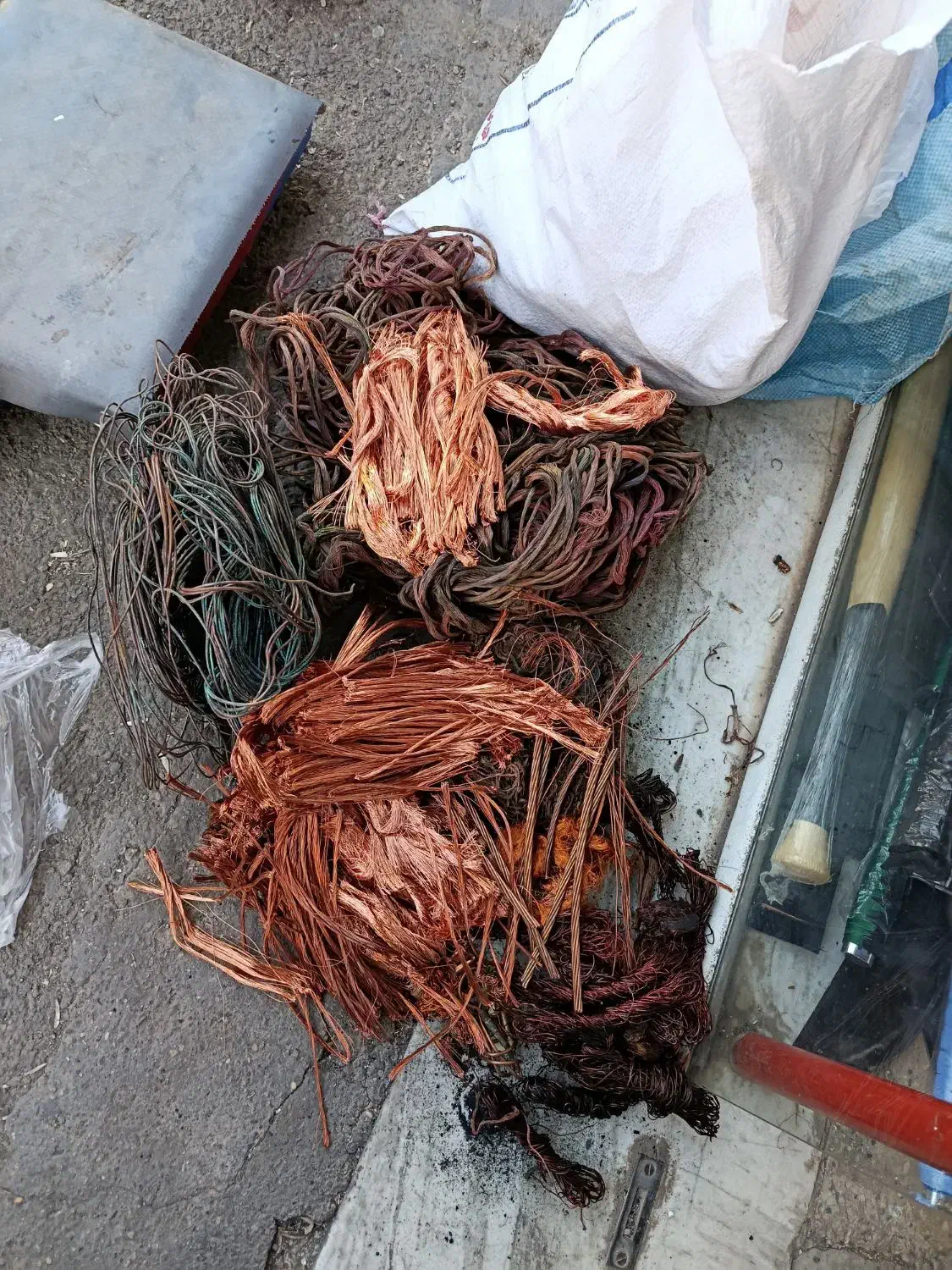 فروش و خ.ریدضایعات مس برنج برنز|عمده‌فروشی|خرمدره, |دیوار