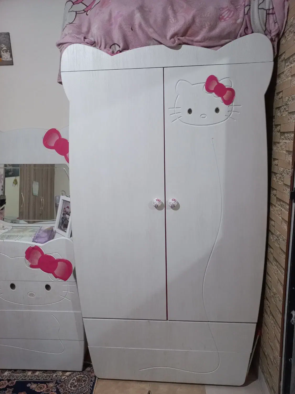 سرویس کیتی کمد و دراور وتخت|تخت و سرویس خواب|تهران, باغ خزانه|دیوار