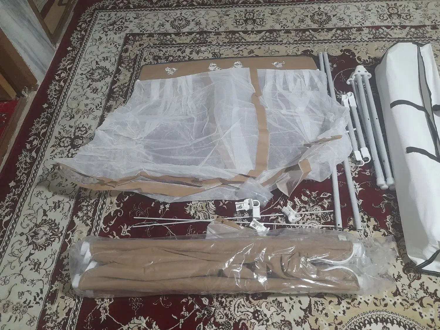 گهواره بچه|اسباب و اثاث بچه|اسفراین, |دیوار