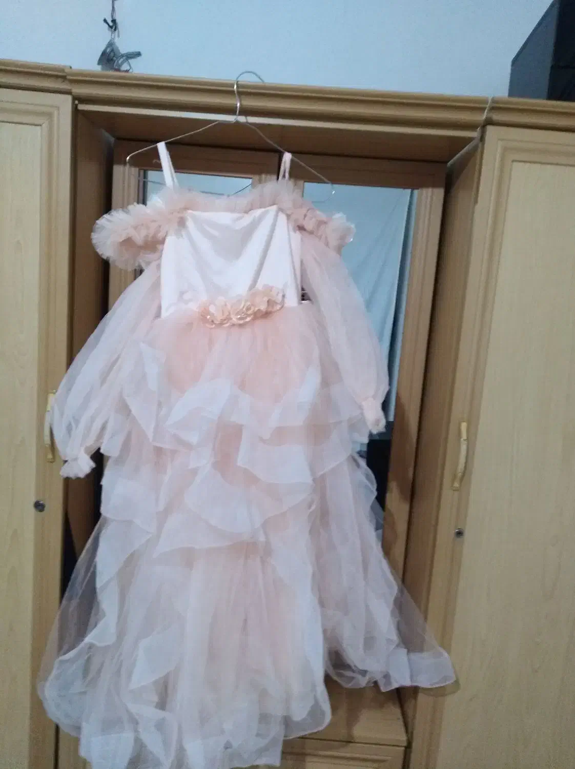 لباس عروس دخترانه نو|لباس|مهاباد (آذربایجان غربی), |دیوار