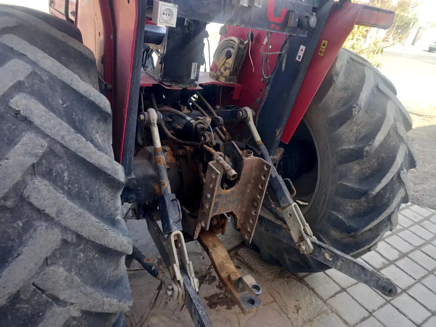 تراکتور ۲۸۵ تک مدل ۸۹ عروسک|خودرو سنگین|تربتحیدریه, بازار|دیوار